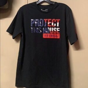 𝅺MENS or Women’s Under Armour Shirt